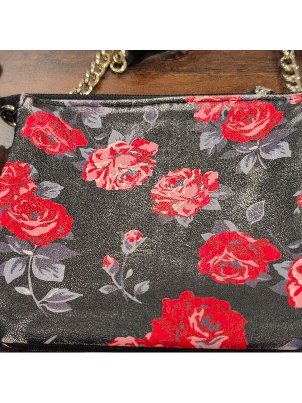 Luv Betsy By Betsy Johnson Crossbody Bag,Purse, Small 7"By 6.5" ,21" Handle Drop - Picture 3 of 9